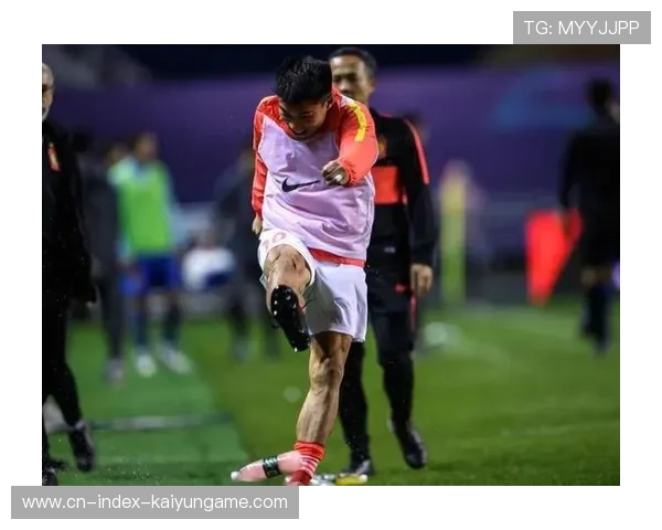 中超联赛裁判判罚尺度引发球迷讨论，中超将出新裁判制度